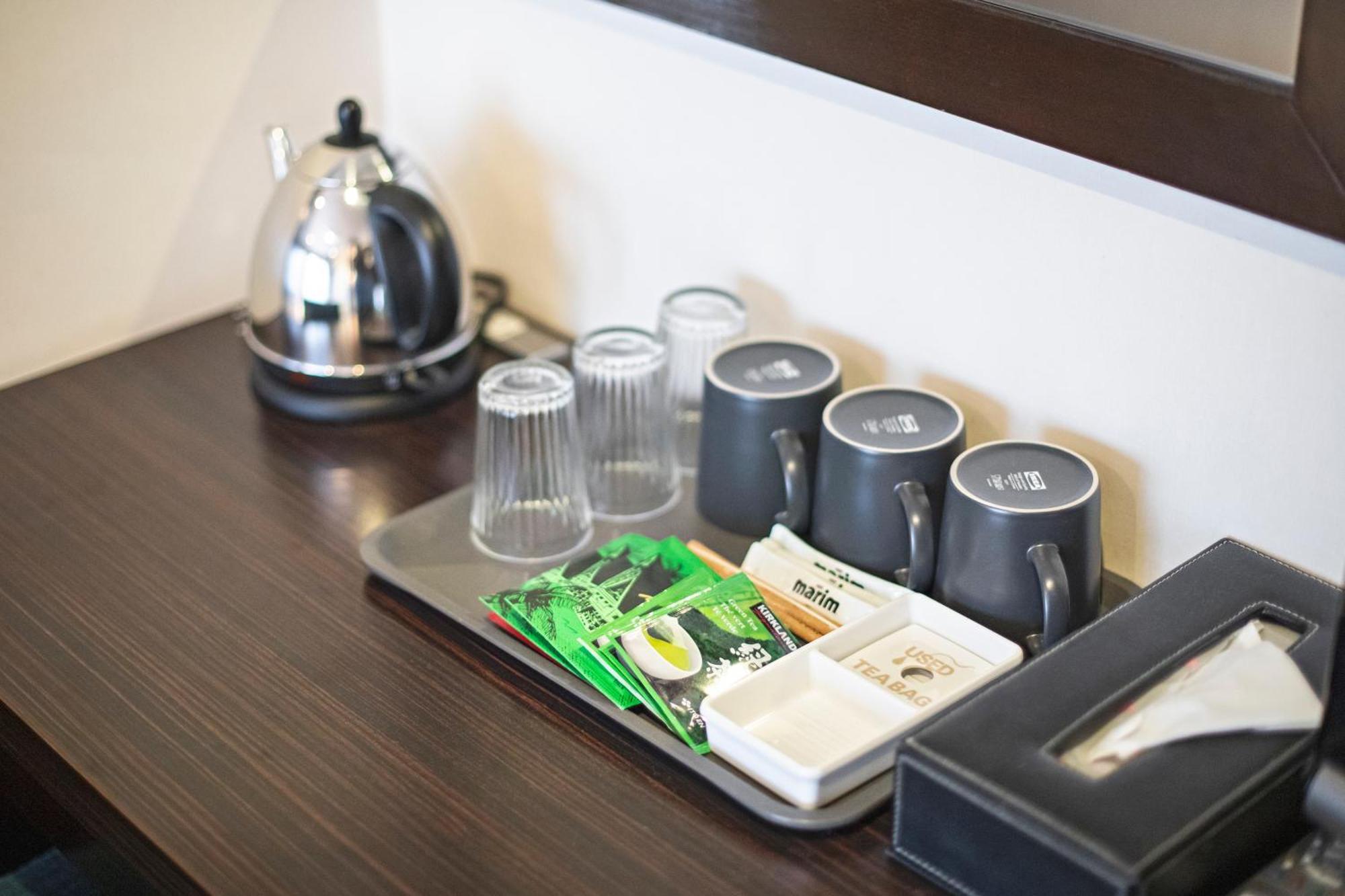 Wonz Hotel Self-Check-In Осака Экстерьер фото