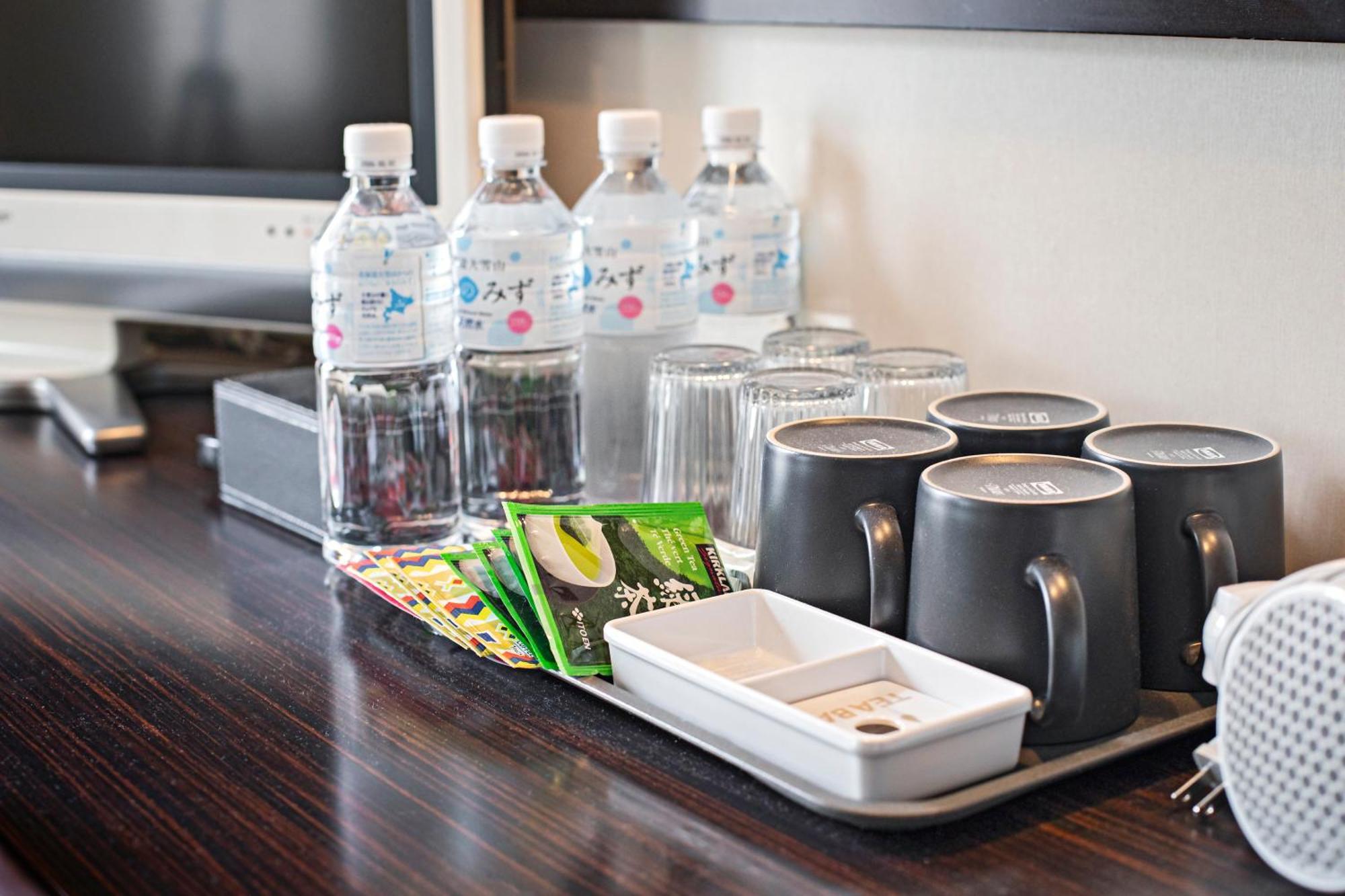 Wonz Hotel Self-Check-In Осака Экстерьер фото