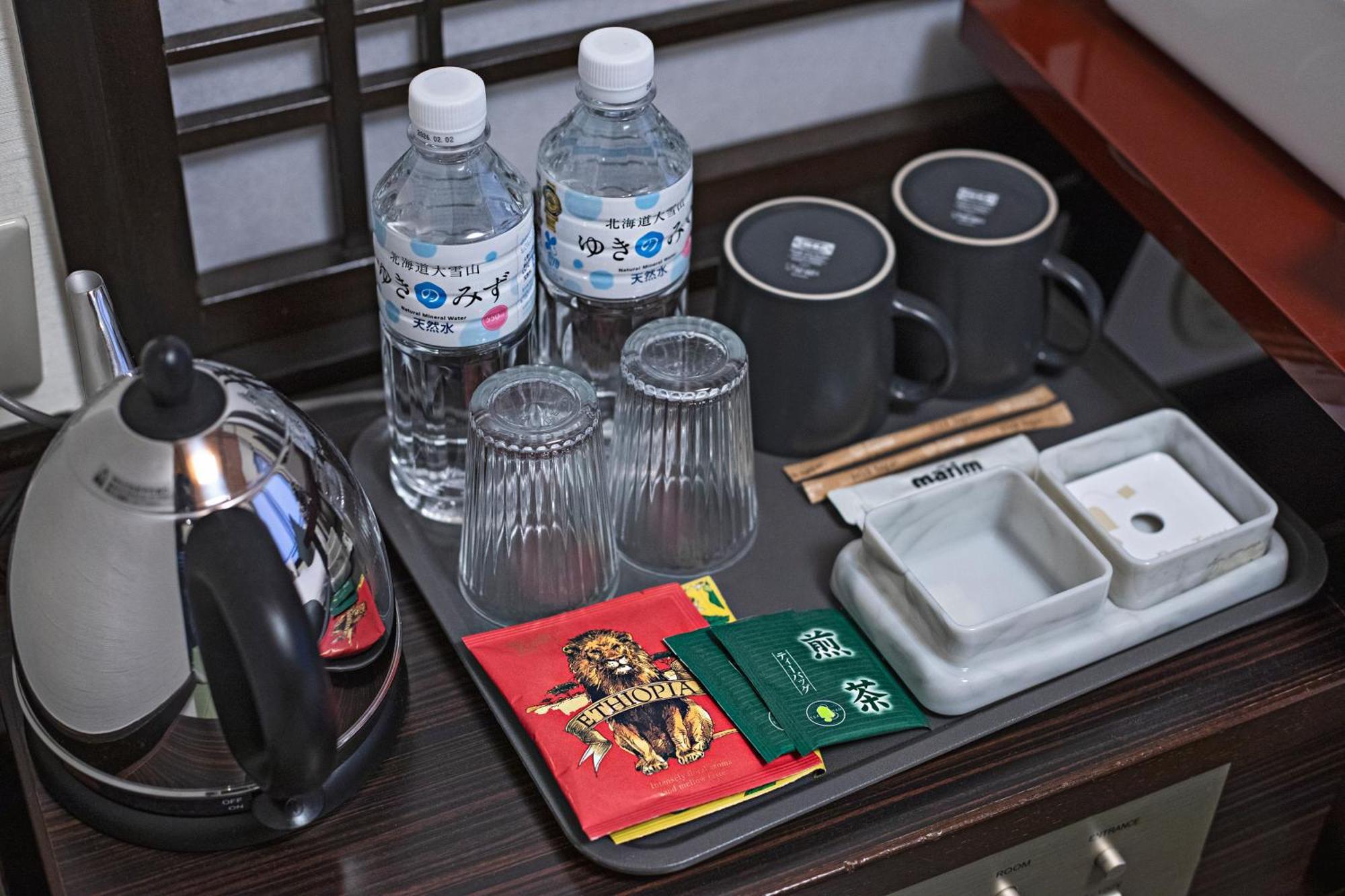 Wonz Hotel Self-Check-In Осака Экстерьер фото