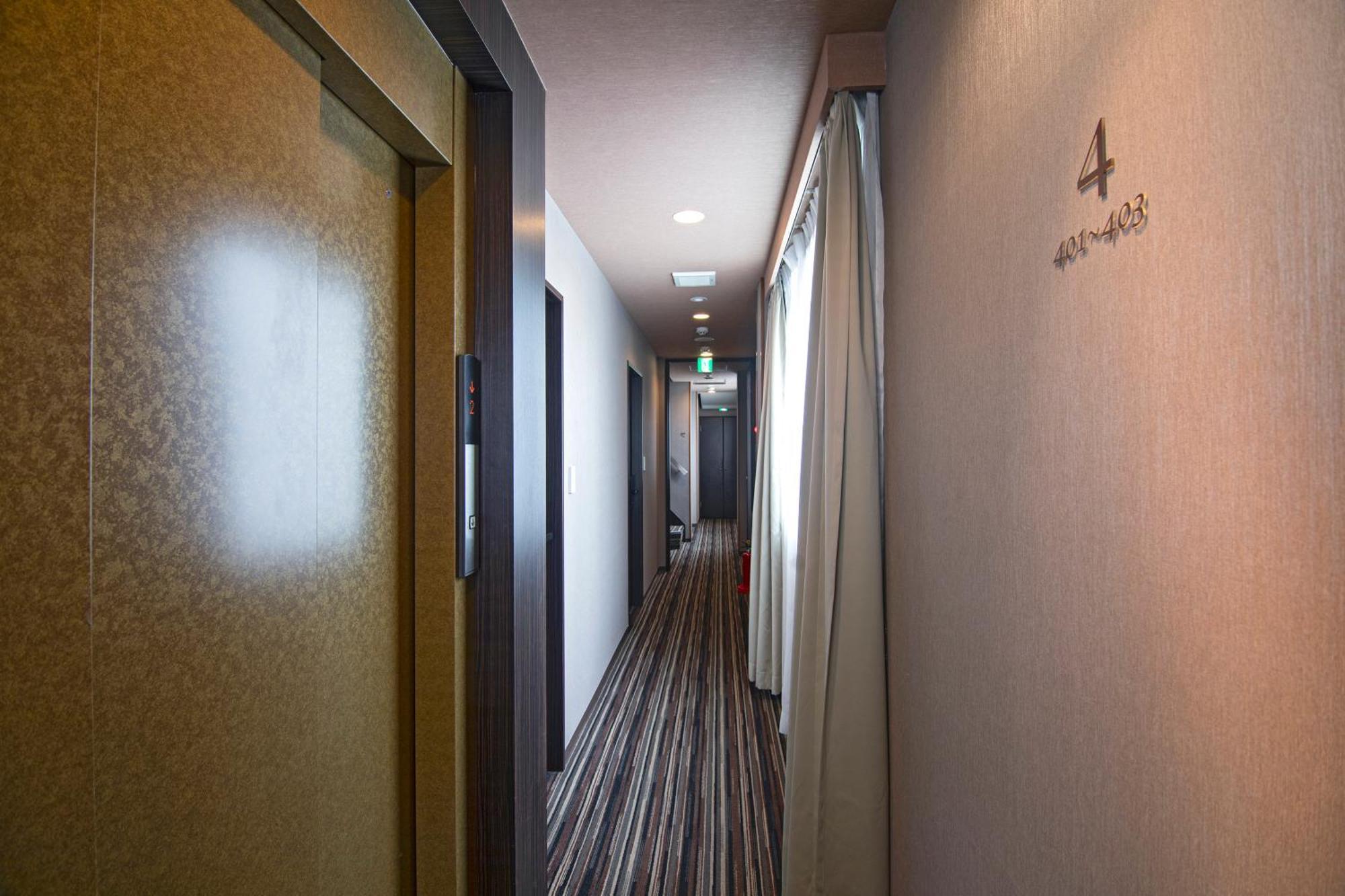 Wonz Hotel Self-Check-In Осака Экстерьер фото
